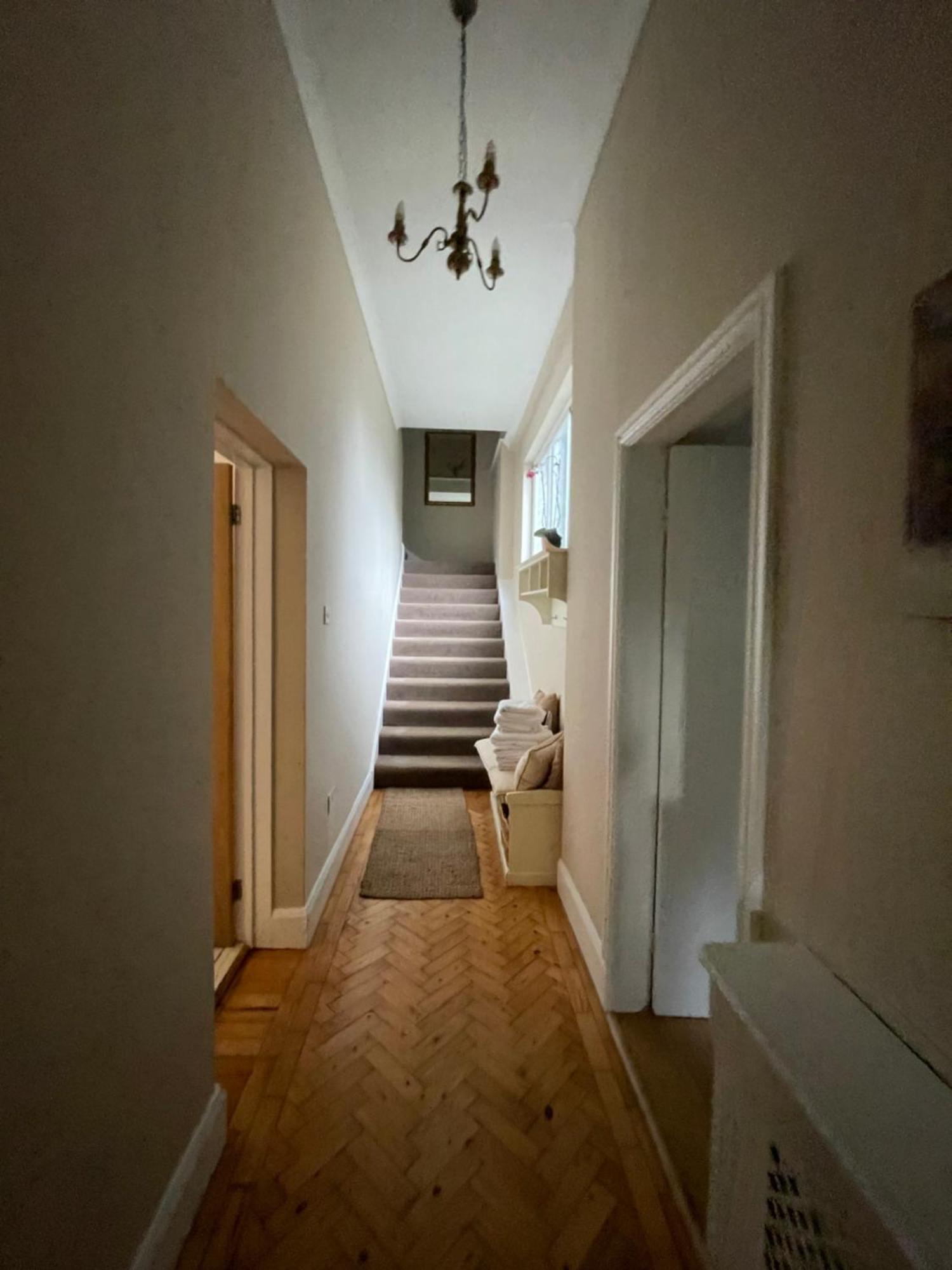 Thornton House Private Country House Thornton Hough Entire House Sleeps 6 Уиррал Экстерьер фото